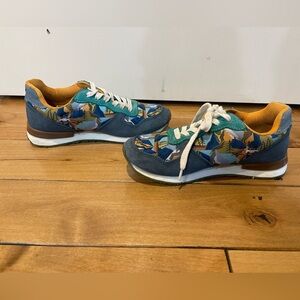 Inkkas Alpine Jogger- size 6